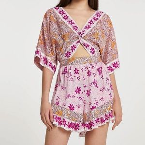 ✨NWT✨River Island romper 🌺